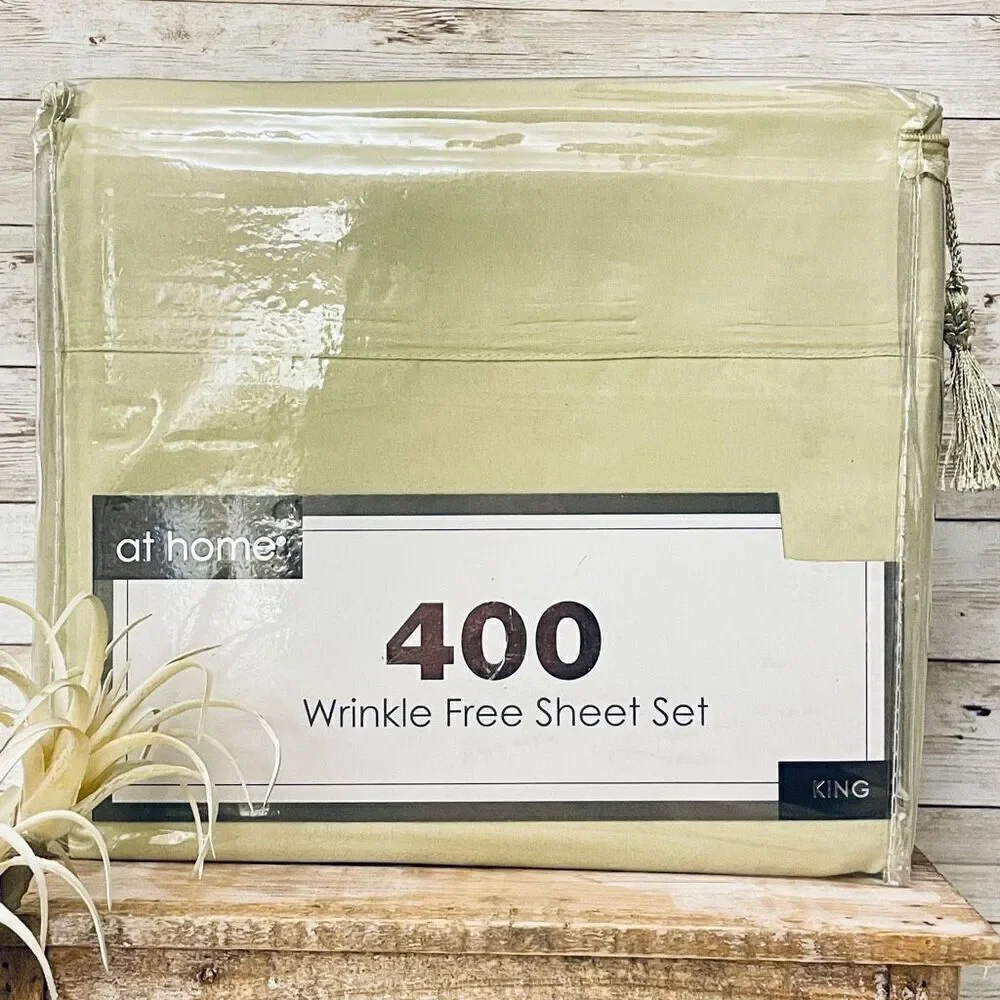 NWT At Home Gorgeous King Green Sage 4 Pc Soft Wrinkle Free microfiber Sheet Set